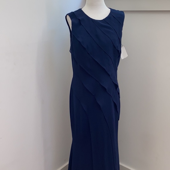 NWOT Carmen Marc Valvo Asymmetrical Chiffon Gown - Picture 7 of 14